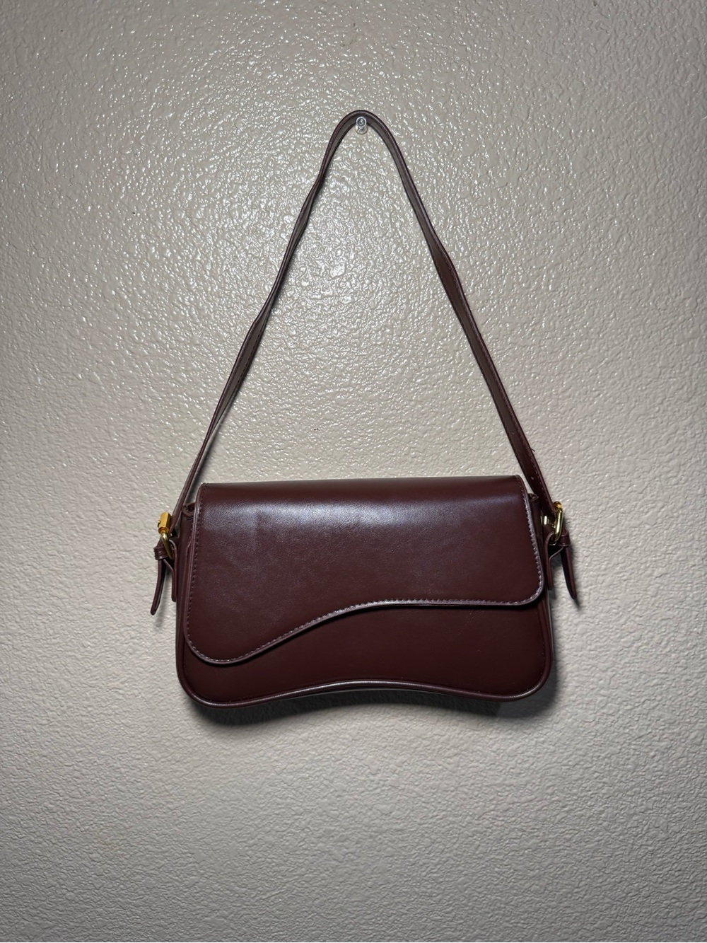 Classic Curved Flap Shoulder Bag - Brown